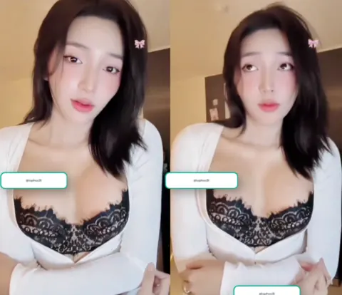 Sex VN: em diện trang phục gợi cảm quyến rũ đầy mê hoặc